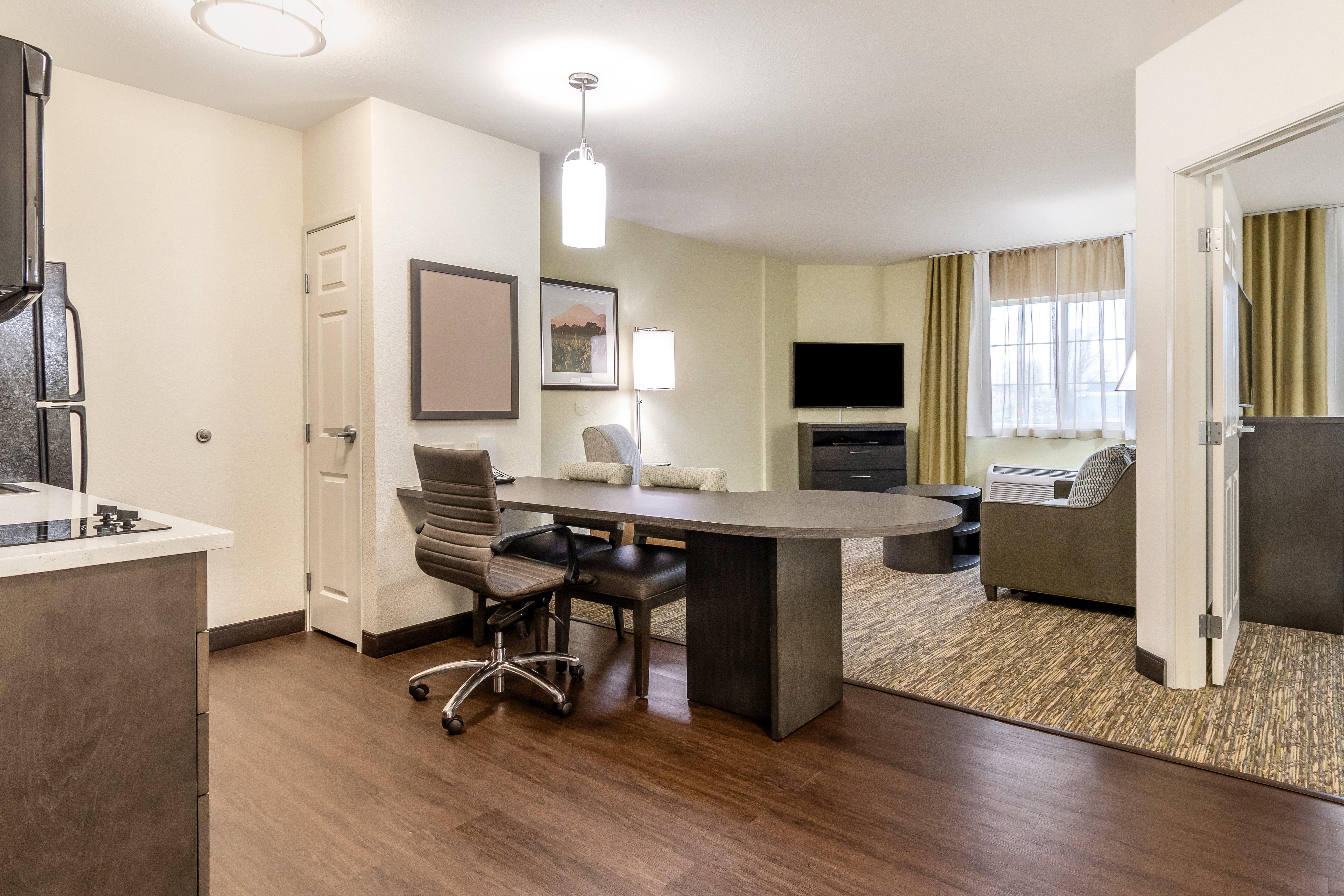 Candlewood Suites Portland Airport By Ihg Exterior foto